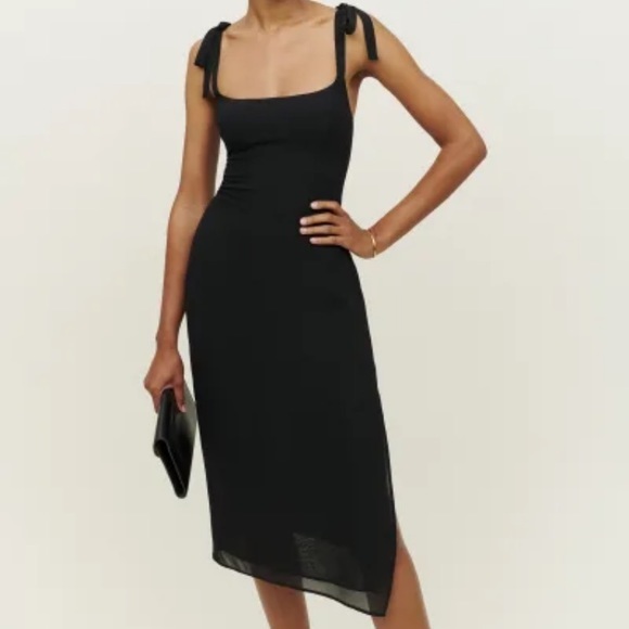 Reformation Dresses & Skirts - *❤️Sale* Reformation Besse Dress in Black